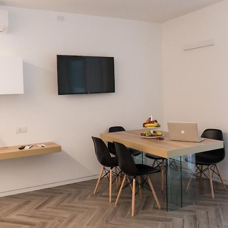 Terrazze Dei Tigli Apartment Riva del Garda Bagian luar foto