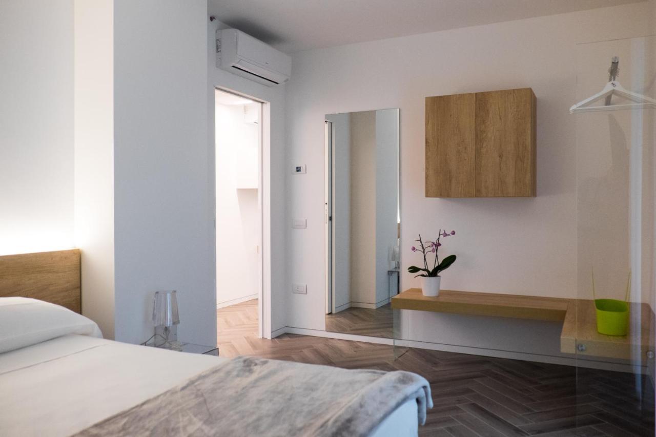 Terrazze Dei Tigli Apartment Riva del Garda Bagian luar foto
